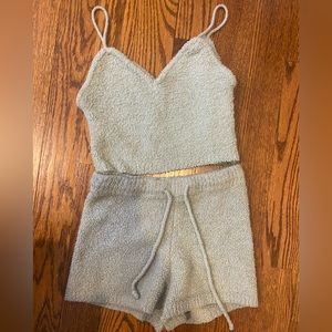 Garage Nue fuzzy green pajama set